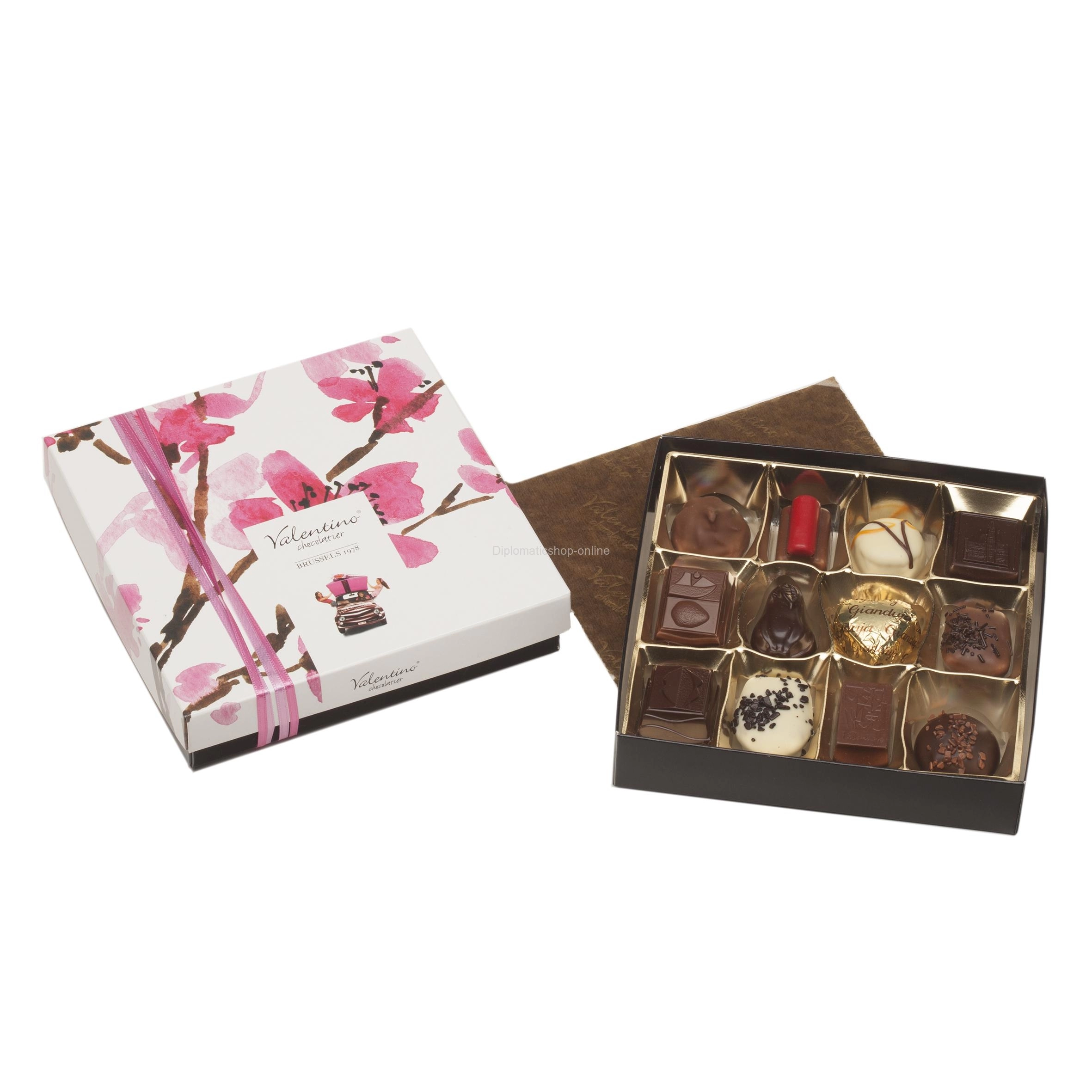 Valentino Praline Belgiene Asortate Cherry Blossom Box 175g 0