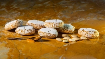 Fursecuri Moi Din Migdale Si Zahar Ricciareli Fabbrica Del Panforte 250g