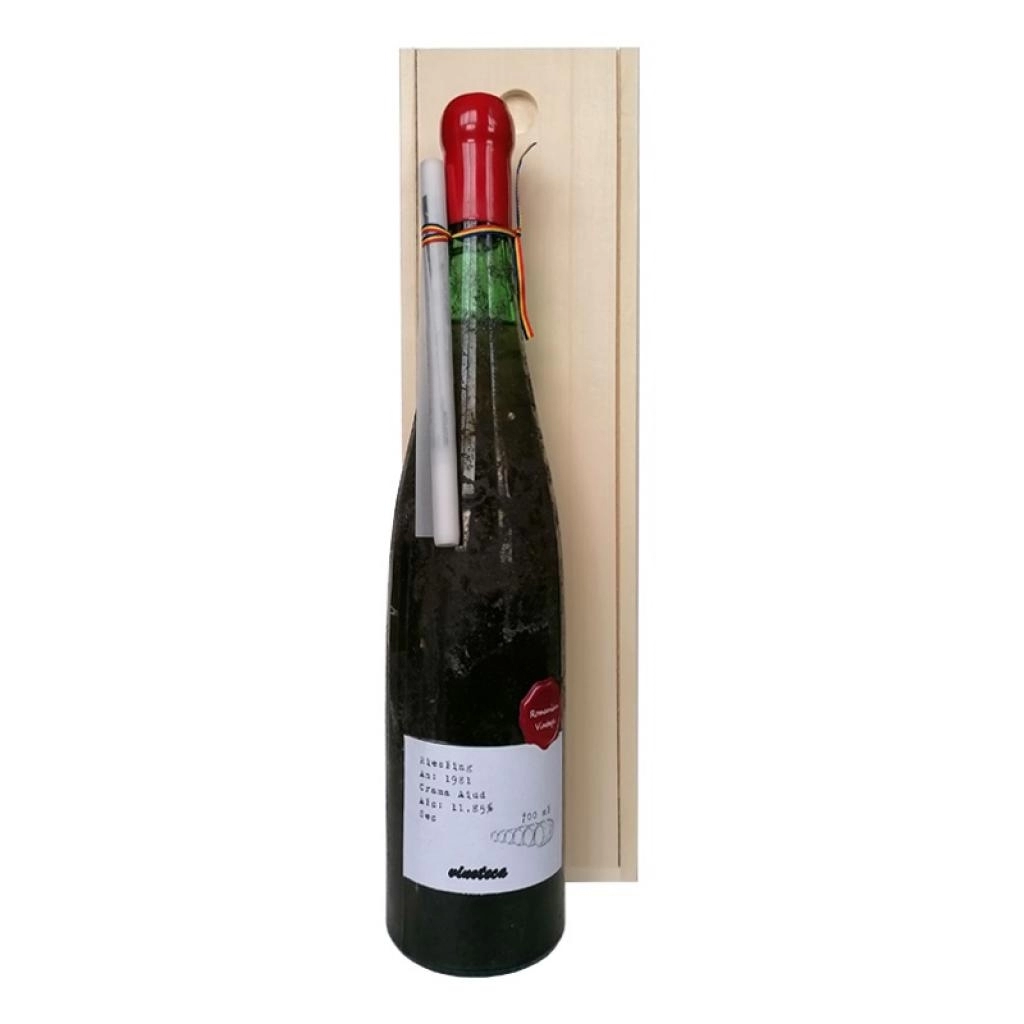 Vin Alb Sec Riesling Aiud 1981 0.7l