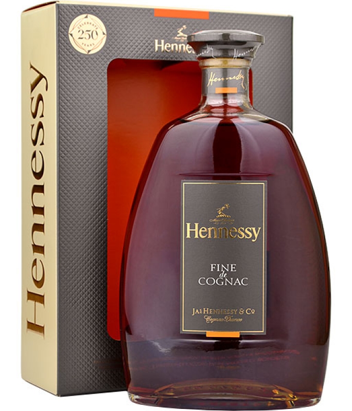 Cognac купить. Элитный коньяк Хеннесси. Хеннесси Когнак. Hennessy Fine de Cognac. Коньяк Леро ВСОП.