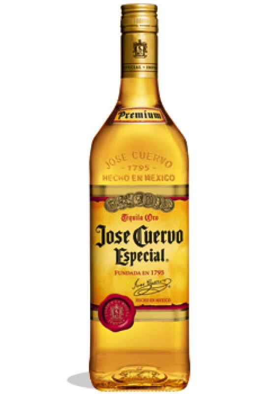 Tequila Jose Cuervo Reposado  0.7l 0